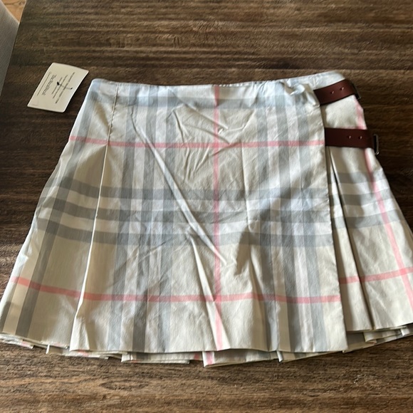 Burberry Dresses & Skirts - Burberry cotton  kilt nova check us 6 authentic